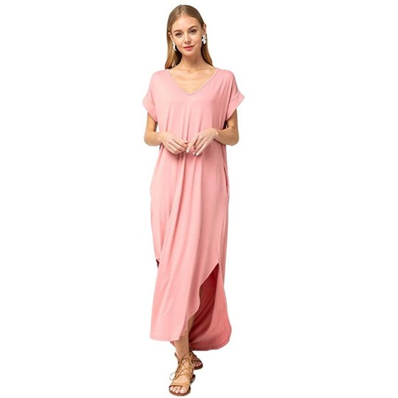 Entro Dresses & Skirts - Entro Short Sleeve V-Neck ROSE Knit Maxi Dress